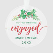 初めてのクリスマス婚約したの水彩ホリーフォトレッド オーナメント (正面)