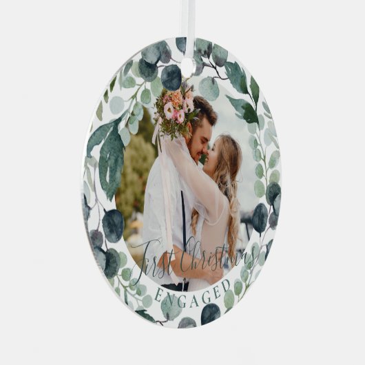 初めてのクリスマス婚約したカスタムカップルの写真 メタルオーナメント (正面右)