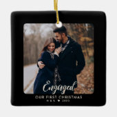 初めてのクリスマス婚約したカップルパーソナライズされた写真 セラミックオーナメント (正面)