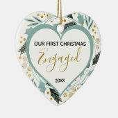 初めてのクリスマス婚約したカップル写真金ゴールドハート セラミックオーナメント (右)