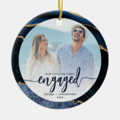 初めてのクリスマス婚約したズPhoto Navy Blue金ゴールドAgate セラミックオーナメント (正面)