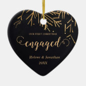 初めてのクリスマス婚約したホリデーブラック金ゴールドユニーク セラミックオーナメント (正面)