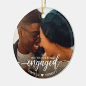 初めてのクリスマス婚約したホワイトスクリプト2写真 セラミックオーナメント (左)