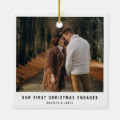 初めてのクリスマス婚約したミニマルフォト婚約 セラミックオーナメント (裏面)