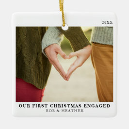 初めてのクリスマス婚約したミニマル婚約写真 セラミックオーナメント