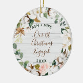 初めてのクリスマス婚約したユーカリリース写真 セラミックオーナメント (左)