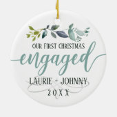 初めてのクリスマス婚約した水彩リースモノグラム セラミックオーナメント (裏面)