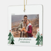 初めてのクリスマス婚約した素朴ツリー写真 セラミックオーナメント (左)