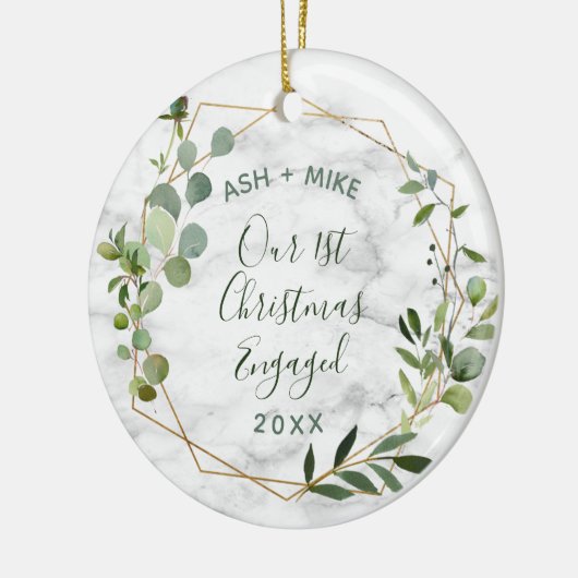 初めてのクリスマス婚約した金ゴールド大理石の緑の写真 セラミックオーナメント (左)