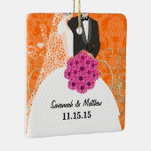 初めてのクリスマス新婚の新郎新婦クリスマス セラミックオーナメント (右)