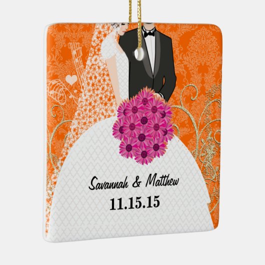 初めてのクリスマス新婚の新郎新婦クリスマス セラミックオーナメント (右)