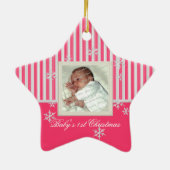 初めてのクリスマス星雪片ピンク セラミックオーナメント (裏面)