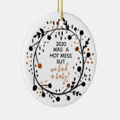 初めてのクリスマス結婚したが一緒にベビーした セラミックオーナメント (右)