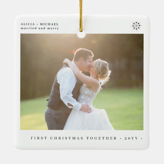 初めてのクリスマス結婚したと写メリー真 セラミックオーナメント (裏面)