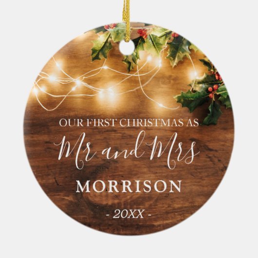 初めてのクリスマス結婚したの素朴な木と光 セラミックオーナメント (裏面)