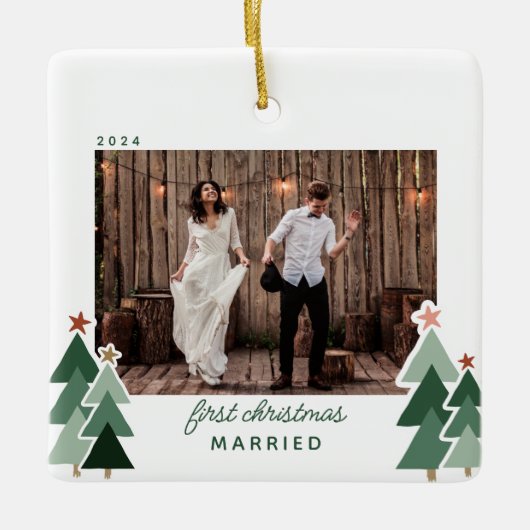 初めてのクリスマス結婚したの素朴木の写真 セラミックオーナメント (正面)