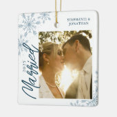 初めてのクリスマス結婚したの雪片の写真 セラミックオーナメント (左)