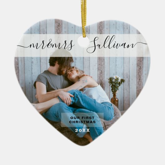 初めてのクリスマス結婚したはMr.& Mrs PHOTOハート セラミックオーナメント (正面)