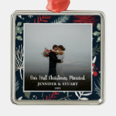初めてのクリスマス結婚したカップル休日 メタルオーナメント (正面)