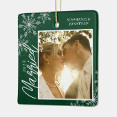初めてのクリスマス結婚したグリーンスノーフレーク写真 セラミックオーナメント (左)