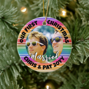 初めてのクリスマス結婚したフォトサンセットストライプ セラミックオーナメント