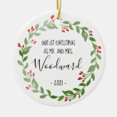 初めてのクリスマス結婚したフォトリースブラック文字 セラミックオーナメント (正面)