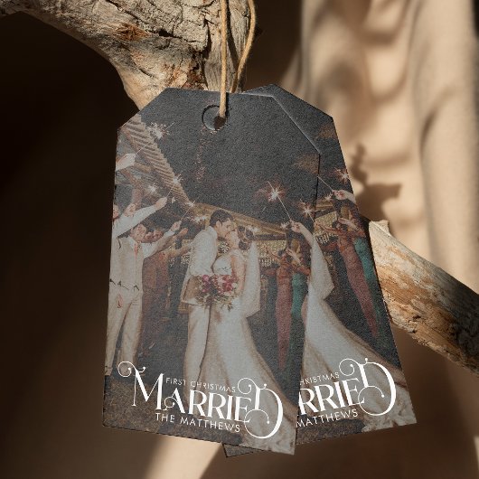 初めてのクリスマス結婚したミニマルタイポグラフィ写真 ギフトタグ