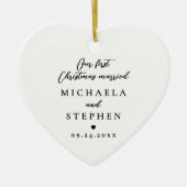 初めてのクリスマス結婚したモダンミニマル写真 セラミックオーナメント (正面)