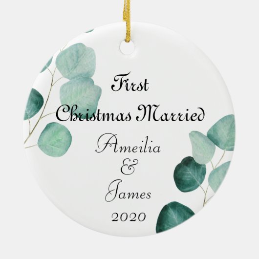 初めてのクリスマス結婚したユーカリ セラミックオーナメント (裏面)