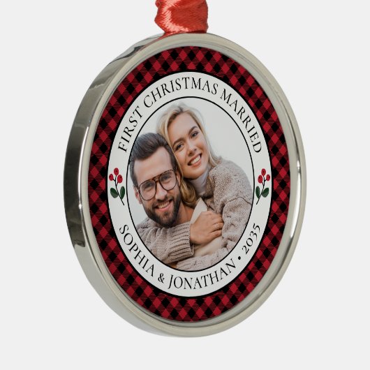 初めてのクリスマス結婚した素朴赤チェック写真 メタルオーナメント (右)