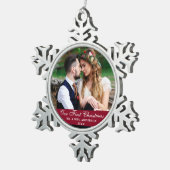 初めてのクリスマス結婚ズ·バーガンディ スノーフレークピューターオーナメント (右)