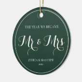 初めてのクリスマス結婚 Simple Elegant Mr and Mrs セラミックオーナメント (左)