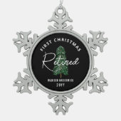 初めてのクリスマス退職したパーソナライズされた スノーフレークピューターオーナメント (正面)
