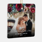 初めてのクリスマス2の写真のバーガンディの私達の花柄 セラミックオーナメント (右)