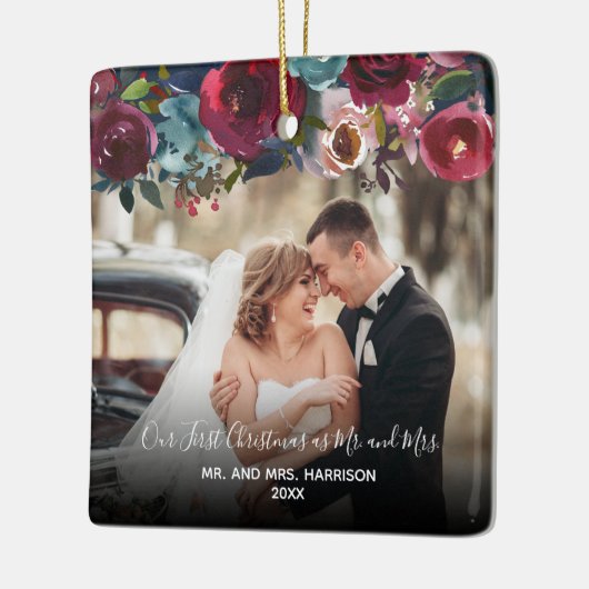 初めてのクリスマス2の写真のバーガンディの私達の花柄 セラミックオーナメント (左)