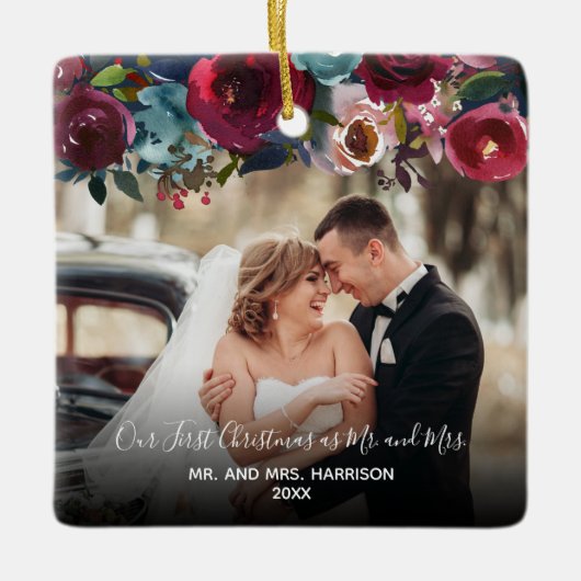 初めてのクリスマス2の写真のバーガンディの私達の花柄 セラミックオーナメント (正面)