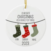 初めてのクリスマス3人の家族 セラミックオーナメント (正面)
