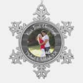 初めてのクリスマス 婚約した スノーフレークピューターオーナメント (正面)