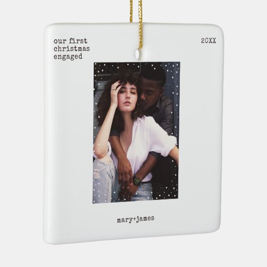 初めてのクリスマス 婚約した |タイプライターミニマルの写真 セラミックオーナメント (右)