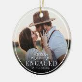 初めてのクリスマス 婚約記念 写真  セラミックオーナメント (左)