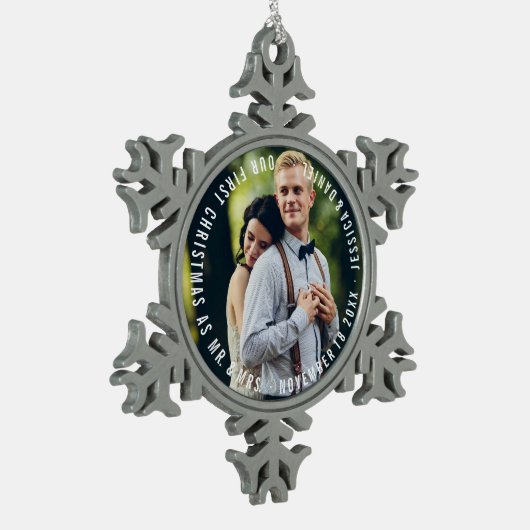 「初めてのクリスマス」新婚者の写真 スノーフレークピューターオーナメント (左)