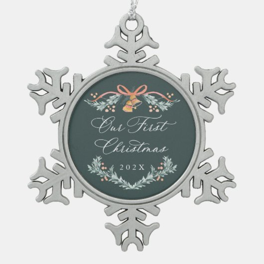 初めてのクリスマス 新婚記念オーナメント スノーフレークピューターオーナメント (正面)