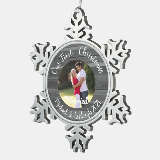 初めてのクリスマス 結婚した スノーフレークピューターオーナメント (右)