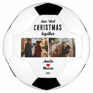 初めてのクリスマス 2枚の写真  サッカーボール