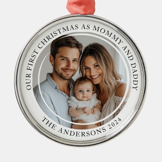 初めてのクリスマスAs Mommy And Daddyフォトカスタムページ メタルオーナメント (正面)
