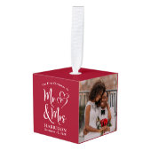 初めてのクリスマスMr. Mrs. Newlyweds 3フォトレッド キューブオーナメント (正面アングル)