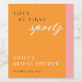 初めてのスプリッツに恋をした 現代のブライズシャワー ワインラベル (シングルラベル)