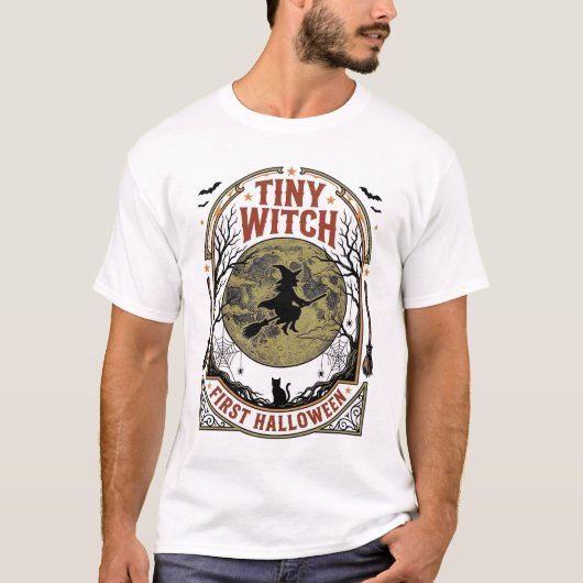 初めてのハロウィンに!赤ちゃん魔女のハロウィンTシャツ Tシャツ (正面)