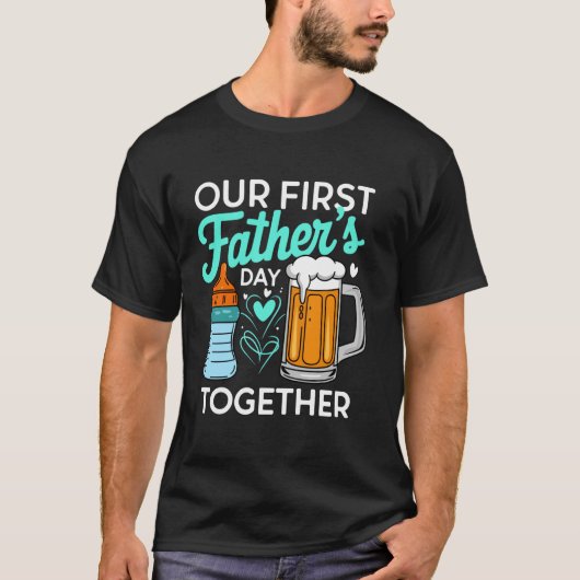 初めての父の日 ビールとボトル ジョーク Tシャツ (正面)