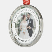 初めての結婚後のクリスマス写真モダンな記念品 メタルオーナメント (左)
